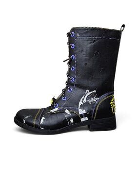Hot Topic Beetlejuice Sandworm Strange & Unusual Combat Boots Black Goth Size 6